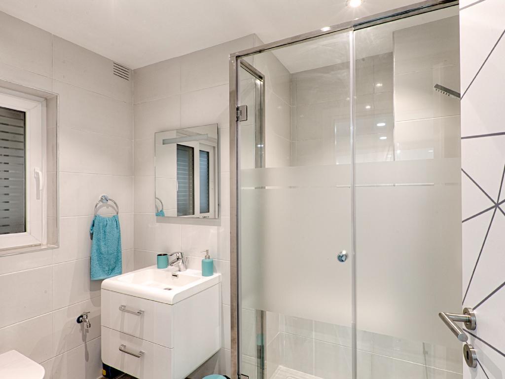 Designer Finished Maisonette With Pool Mellieħa Esterno foto
